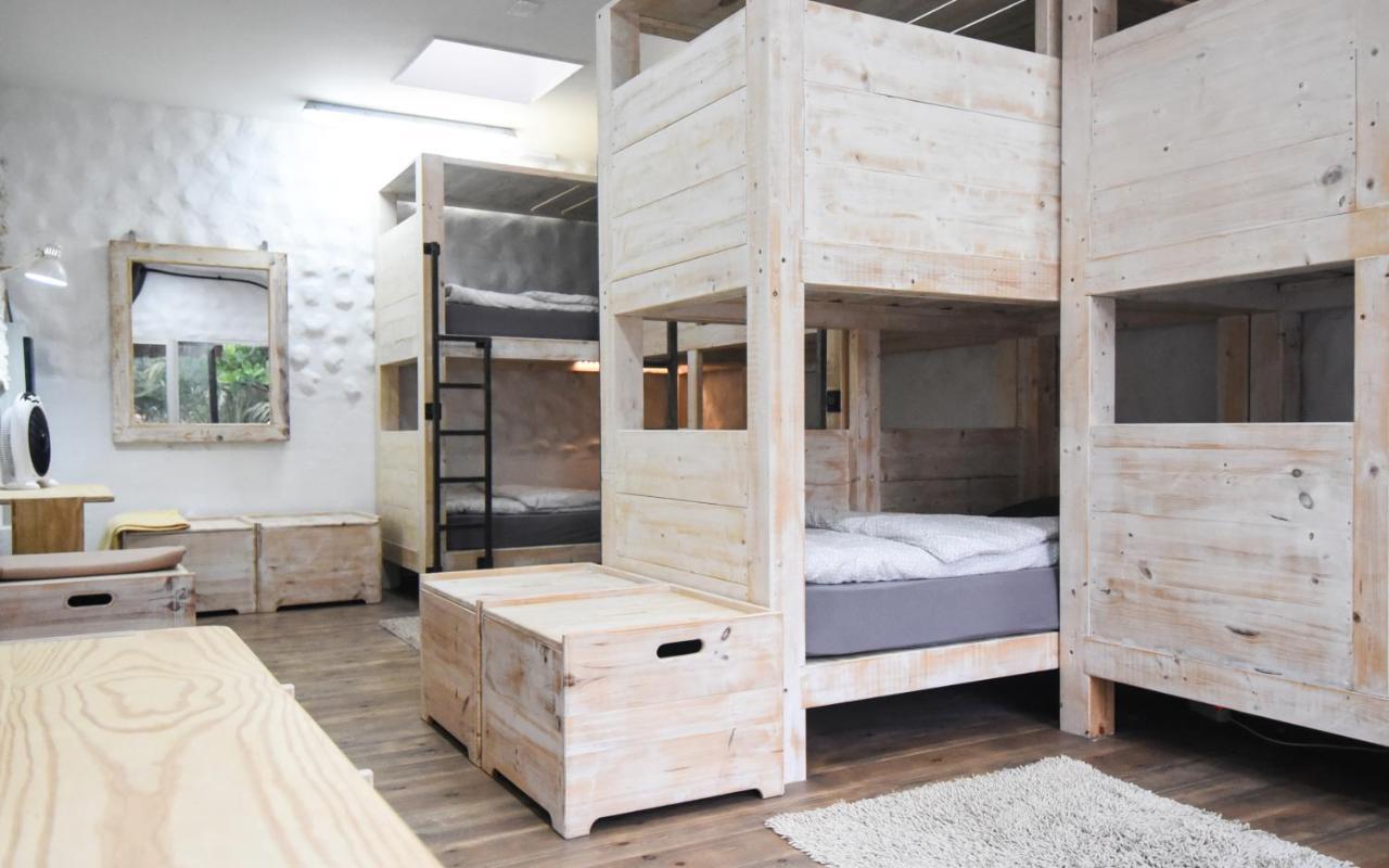 Wellenkind Surfschool Hostel La Pared  Εξωτερικό φωτογραφία