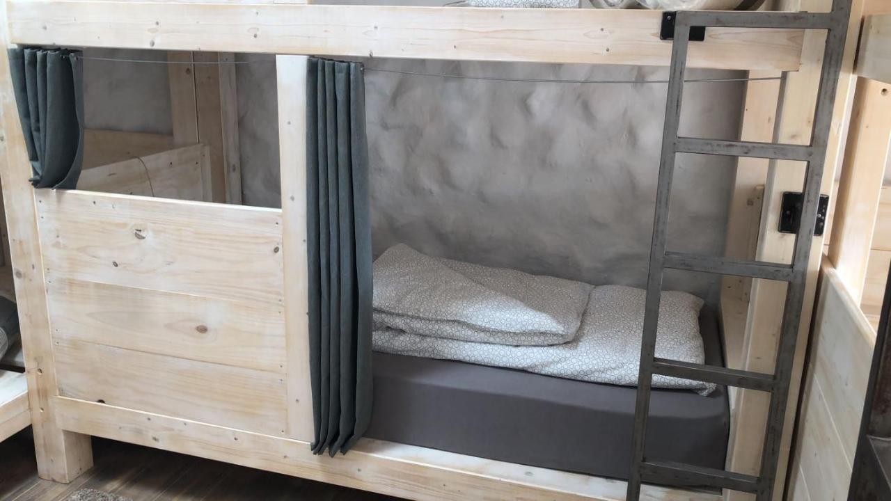 Wellenkind Surfschool Hostel La Pared  Εξωτερικό φωτογραφία