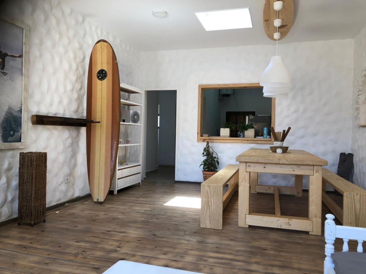 Wellenkind Surfschool Hostel La Pared  Εξωτερικό φωτογραφία